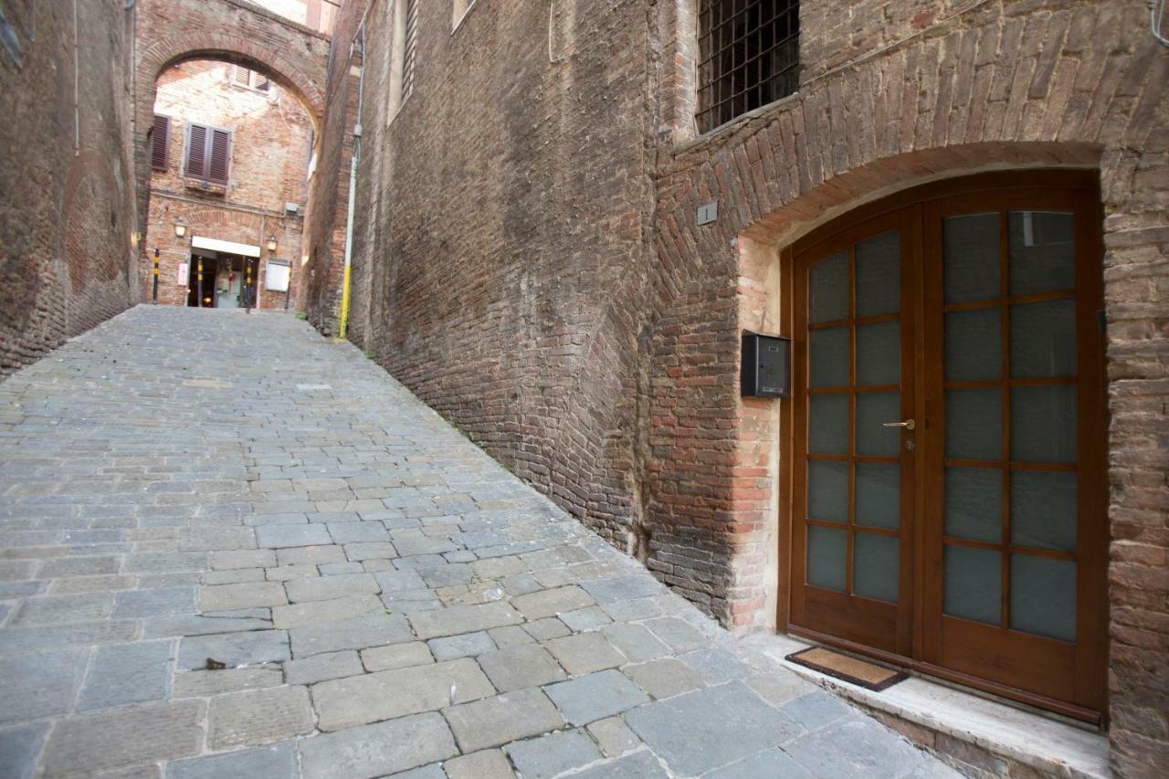 Casa Vezzosa Apartment Siena Exterior photo